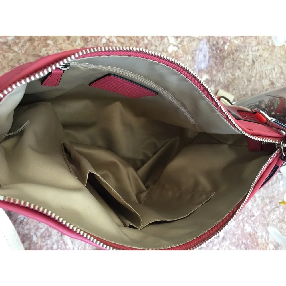 Coach Daisy Leather Convertible Hobo Shoulder Bag F23937 EUC RARE‎ MSRP $350